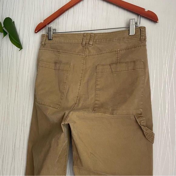 Old Navy Cargo Pants - Picture 8 of 9